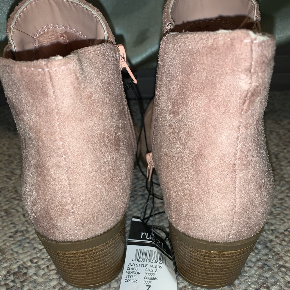NWT Booties - Picture 3 of 4